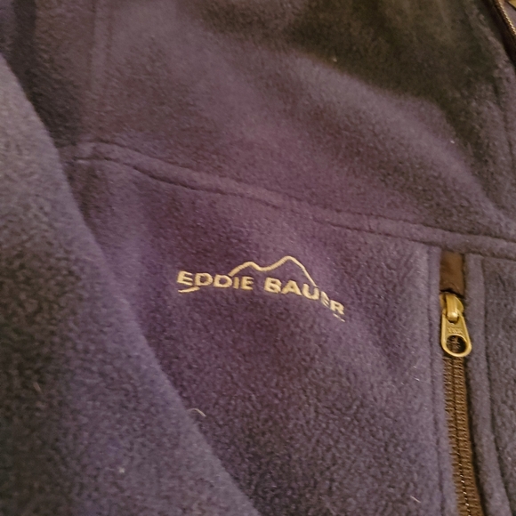 Eddie Bauer Mens fleece pullover. Navy Blue. Size Medium. Bush's beans logo - Picture 2 of 6